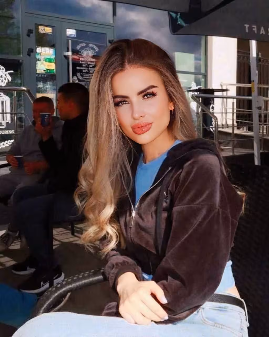 Visitar Perfil de la Dama