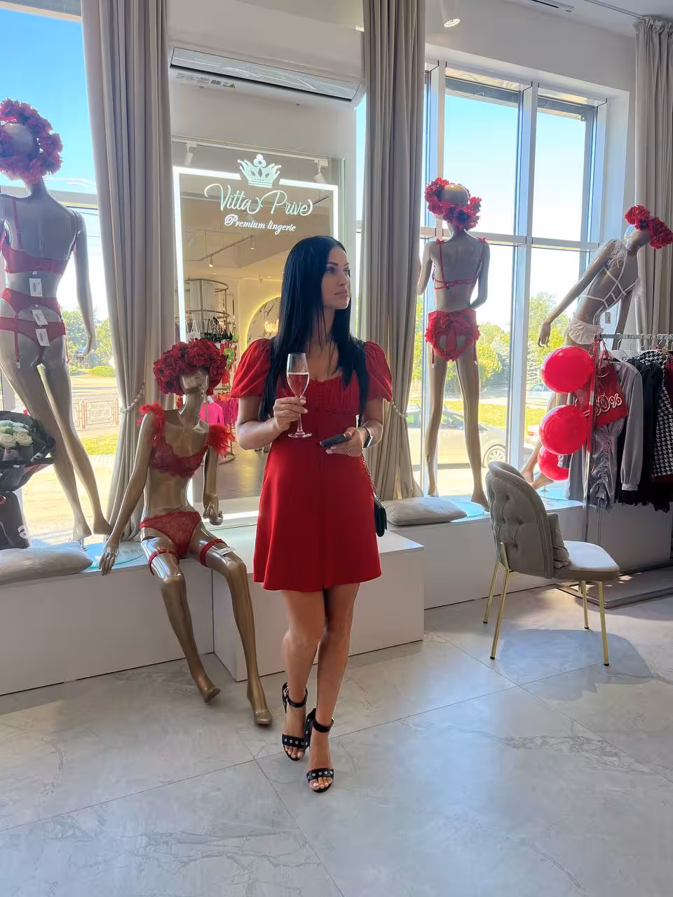 Visitar Perfil de la Dama