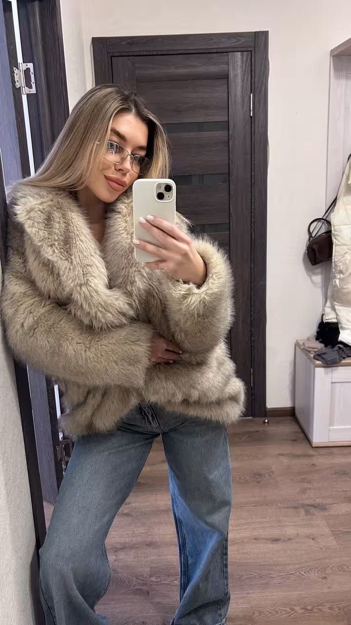 Olena  mujeres rusas que hablen espanol