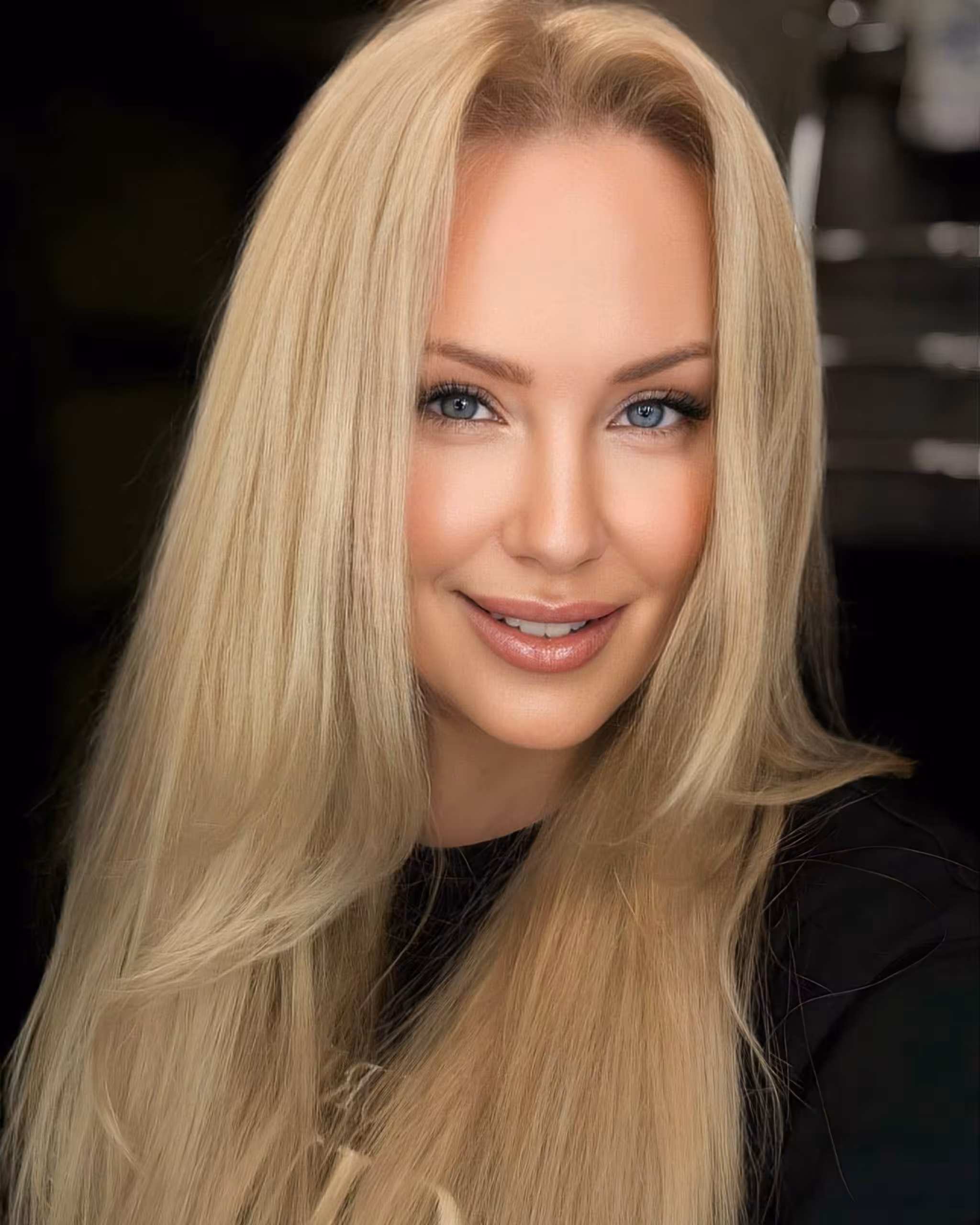 JULIA 44 Kiev Ukraine busca un hombre familiar