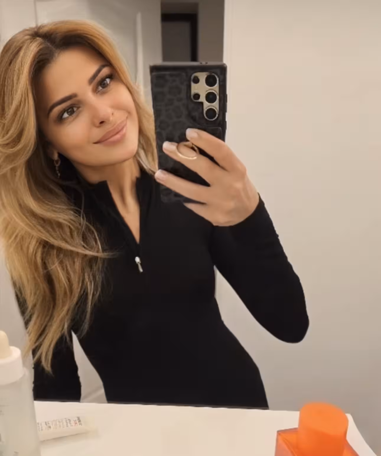 Abrir Perfil de la Mujer