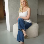 Mila 47 Kyiv Ukraine lista para la vida juntos