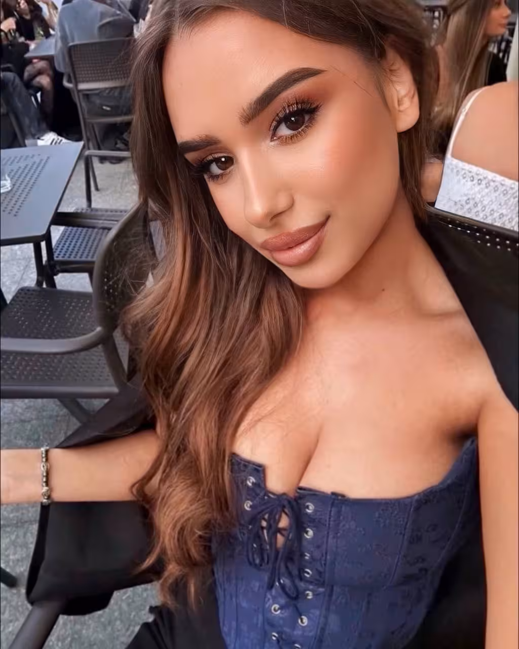 Abrir Perfil de la Mujer