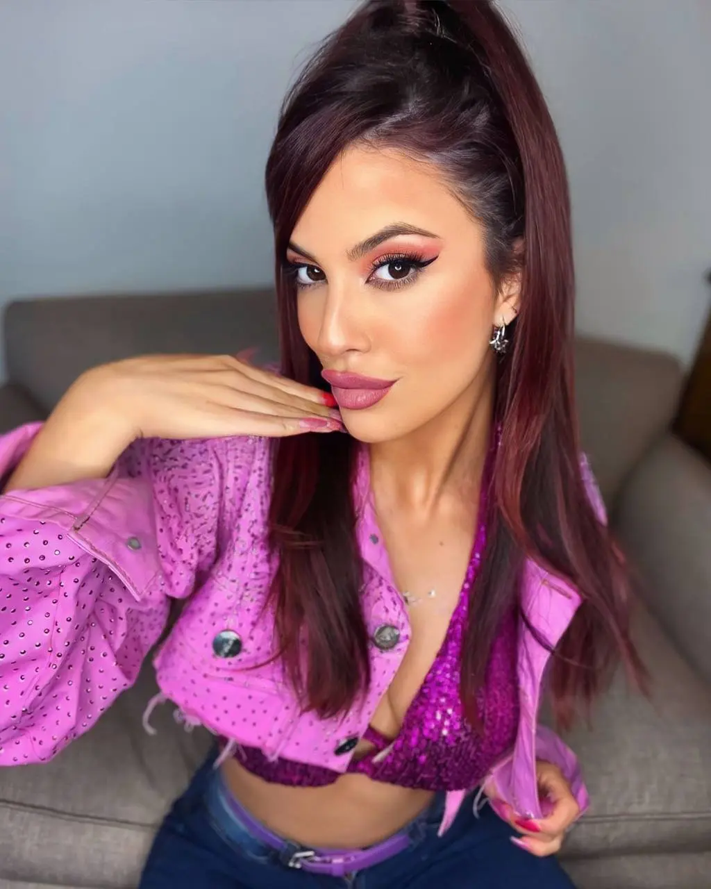 Visitar Perfil de la Dama