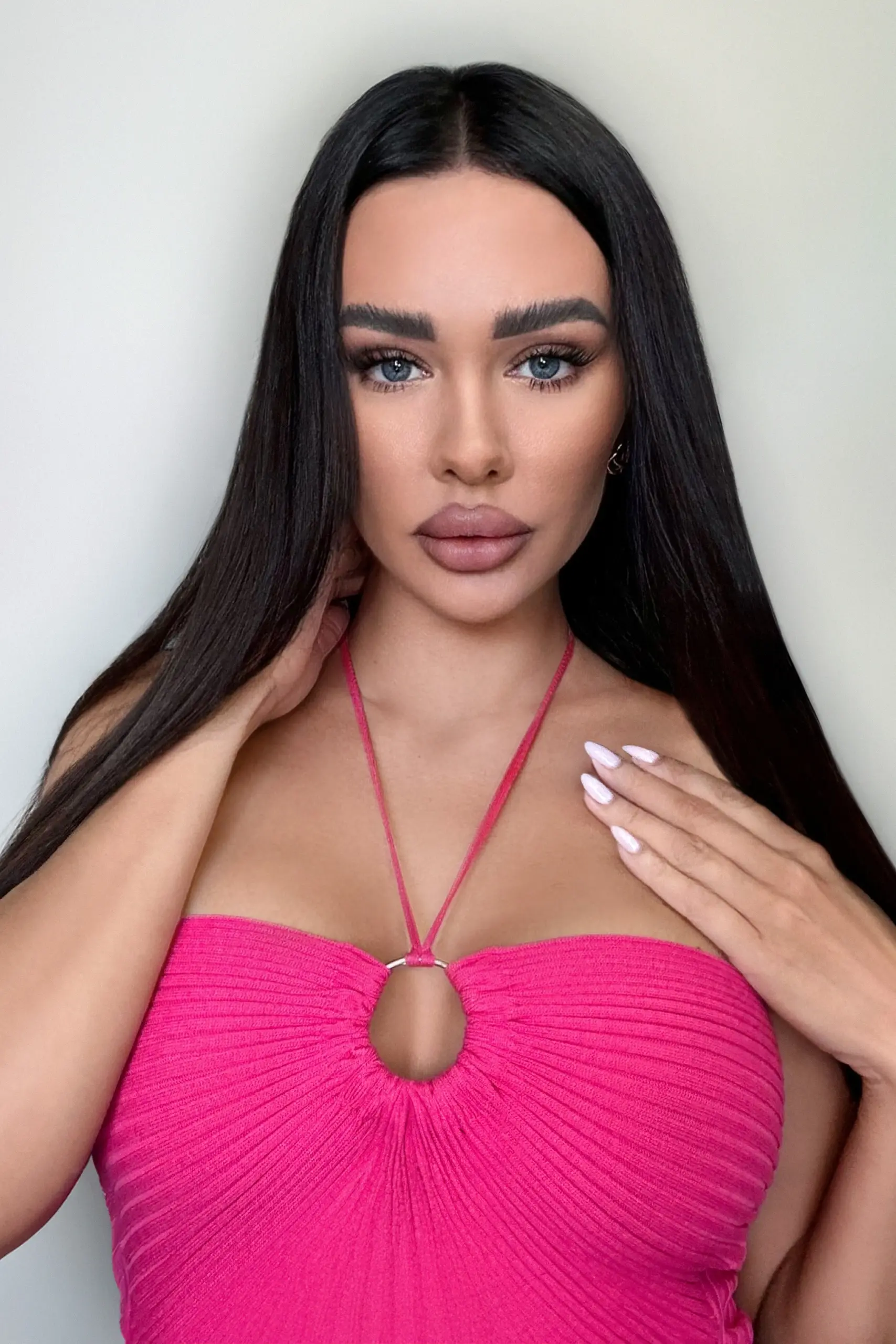 Saber M&aacute;s Sobre Ella