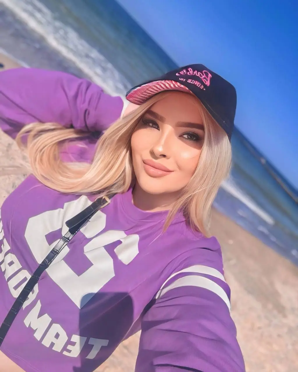 Saber M&aacute;s Sobre Ella