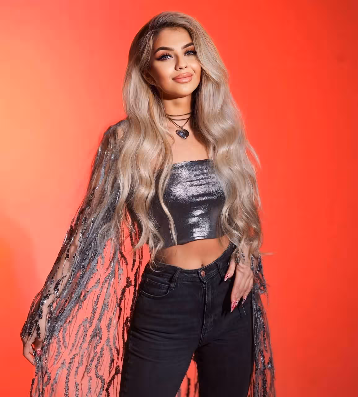 Saber M&aacute;s Sobre Ella