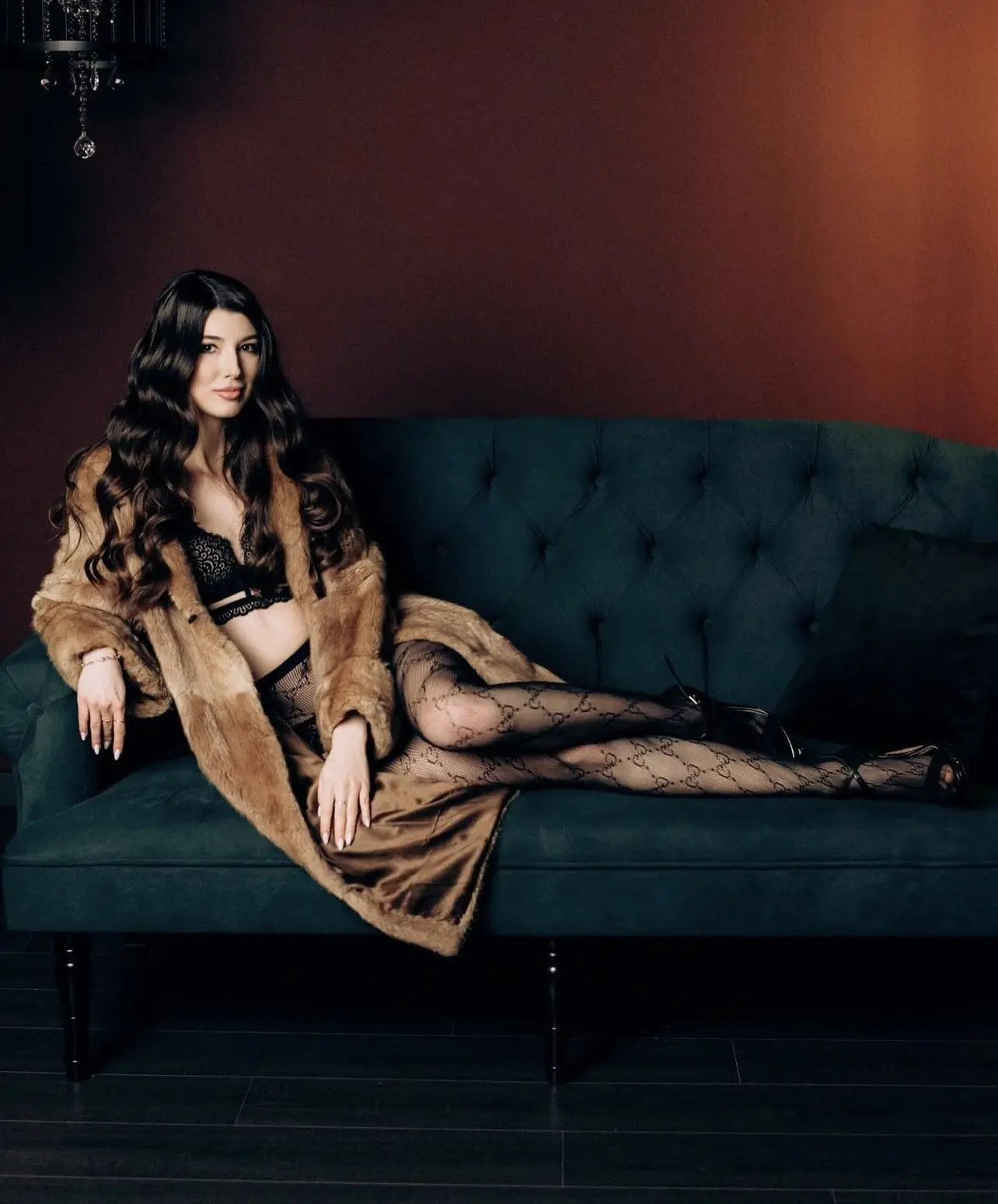 Saber M&aacute;s Sobre Ella