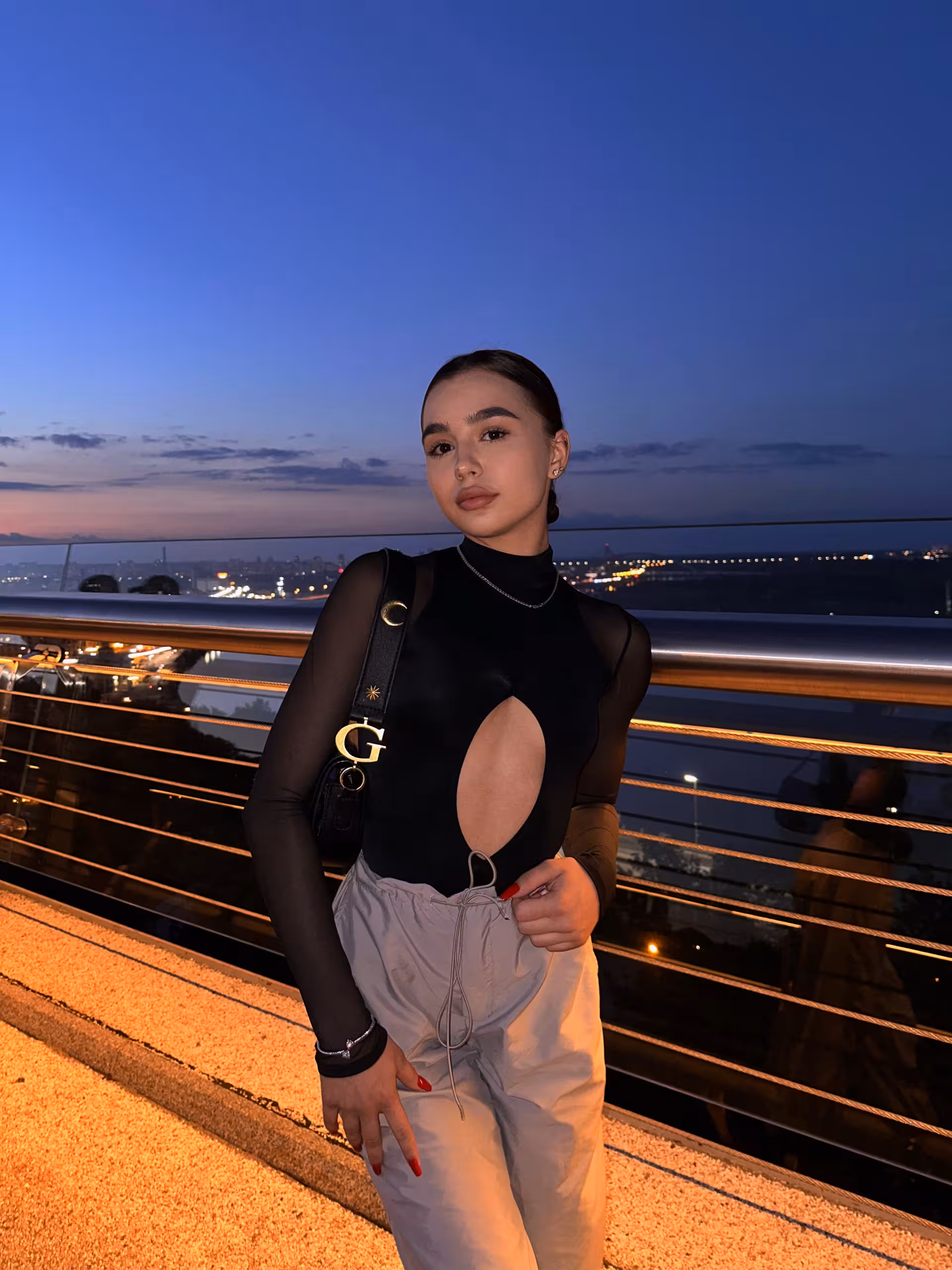 Abrir Perfil de la Mujer