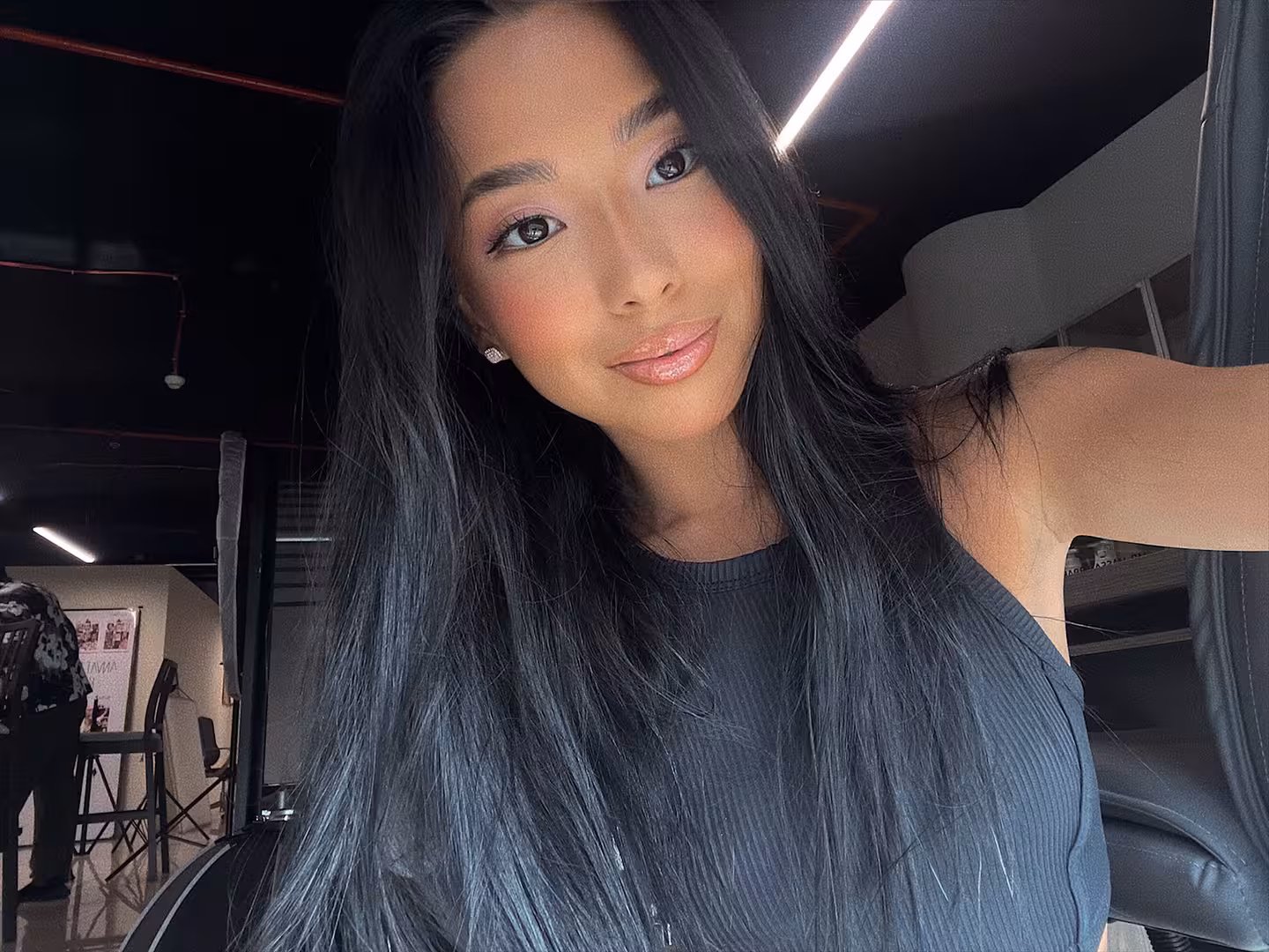 Saber M&aacute;s Sobre Ella