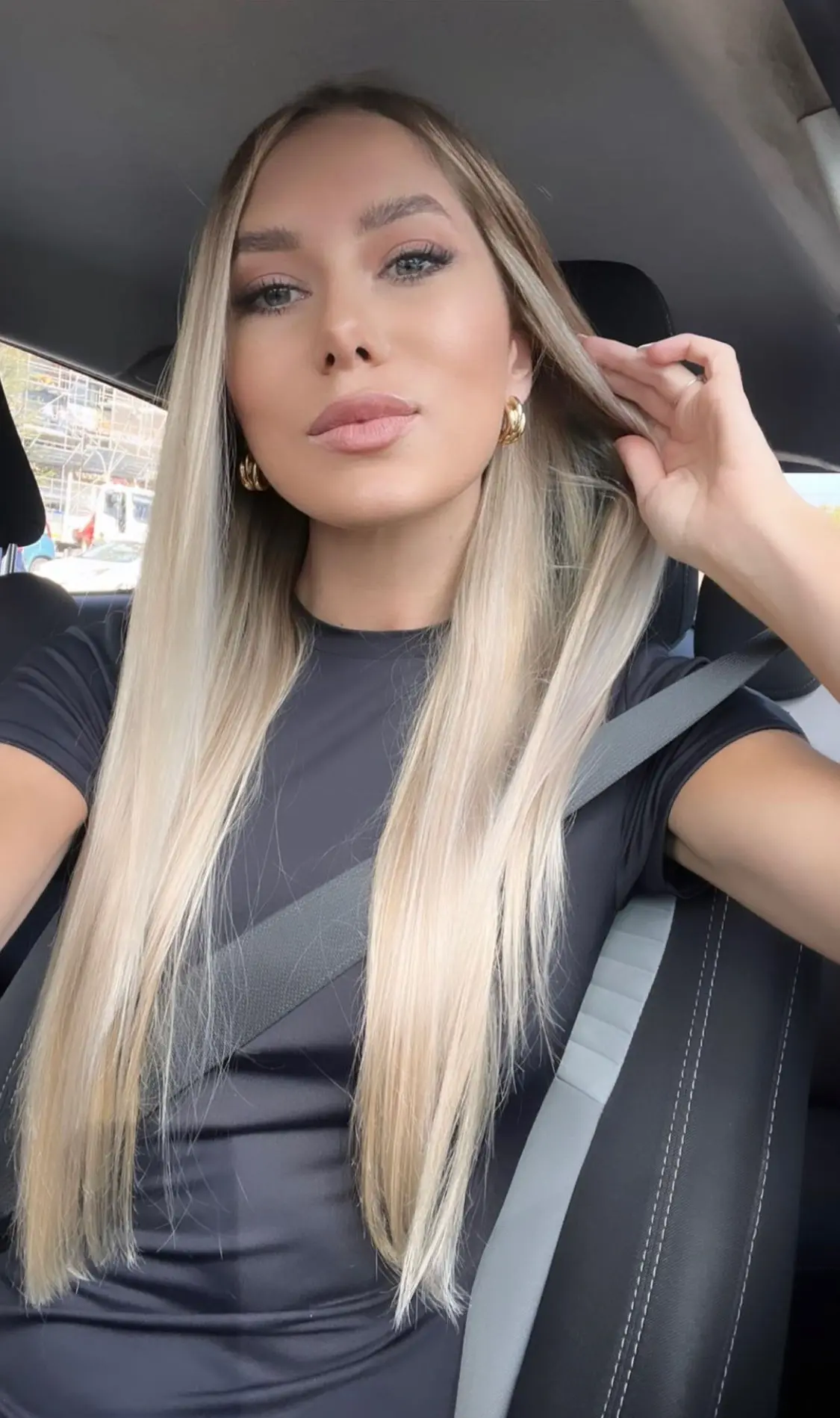 Saber M&aacute;s Sobre Ella